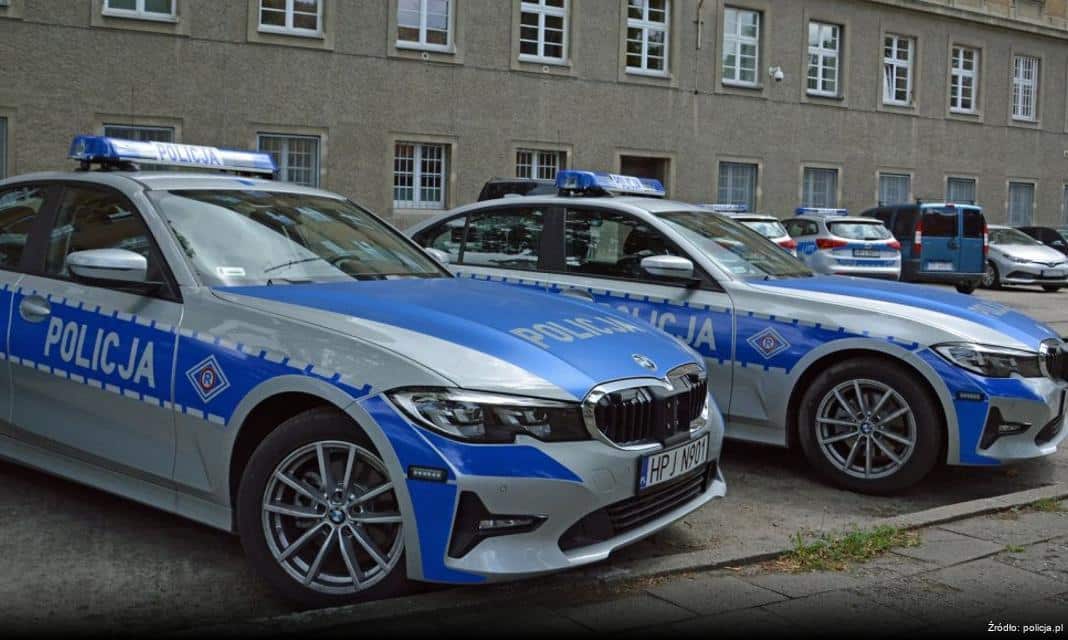 Nowe przepisy dotyczące umundurowania policjantów w Krakowie