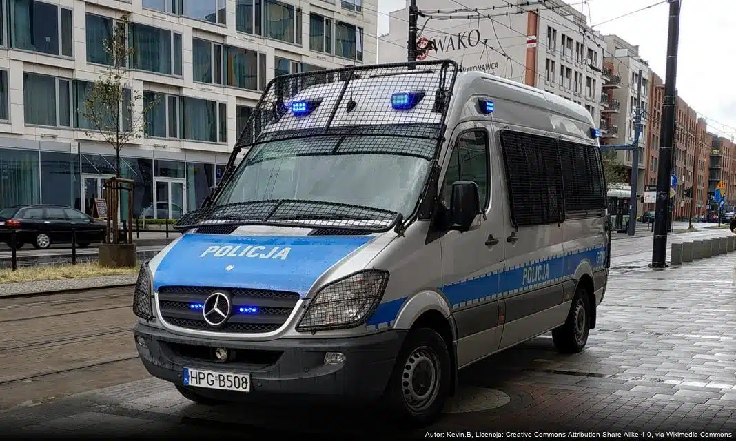 Bezpieczeństwo na drodze: Policjanci edukują krakowską młodzież